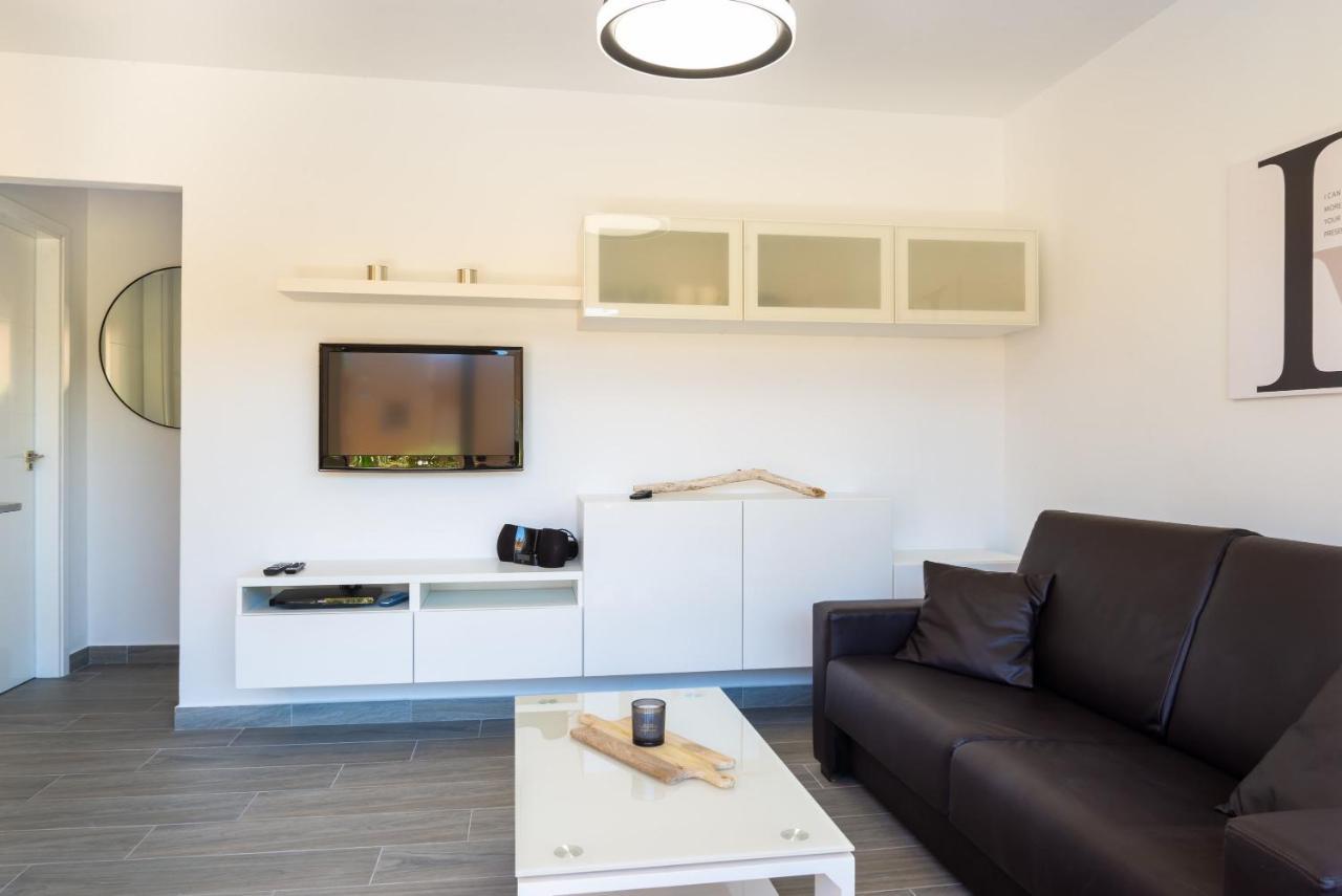 Casa Lucien - Newly Refurbished Apartment With Swimming Pool - Ideal For Couples Corralejo Exterior photo